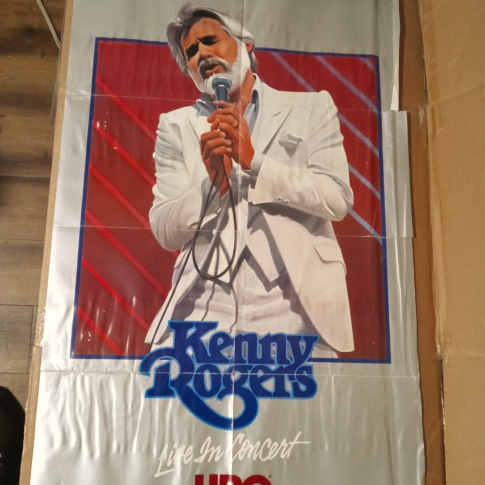 Vintage Kenny Roger's HBO live in concert 1983 poster 22"x34" rare folded